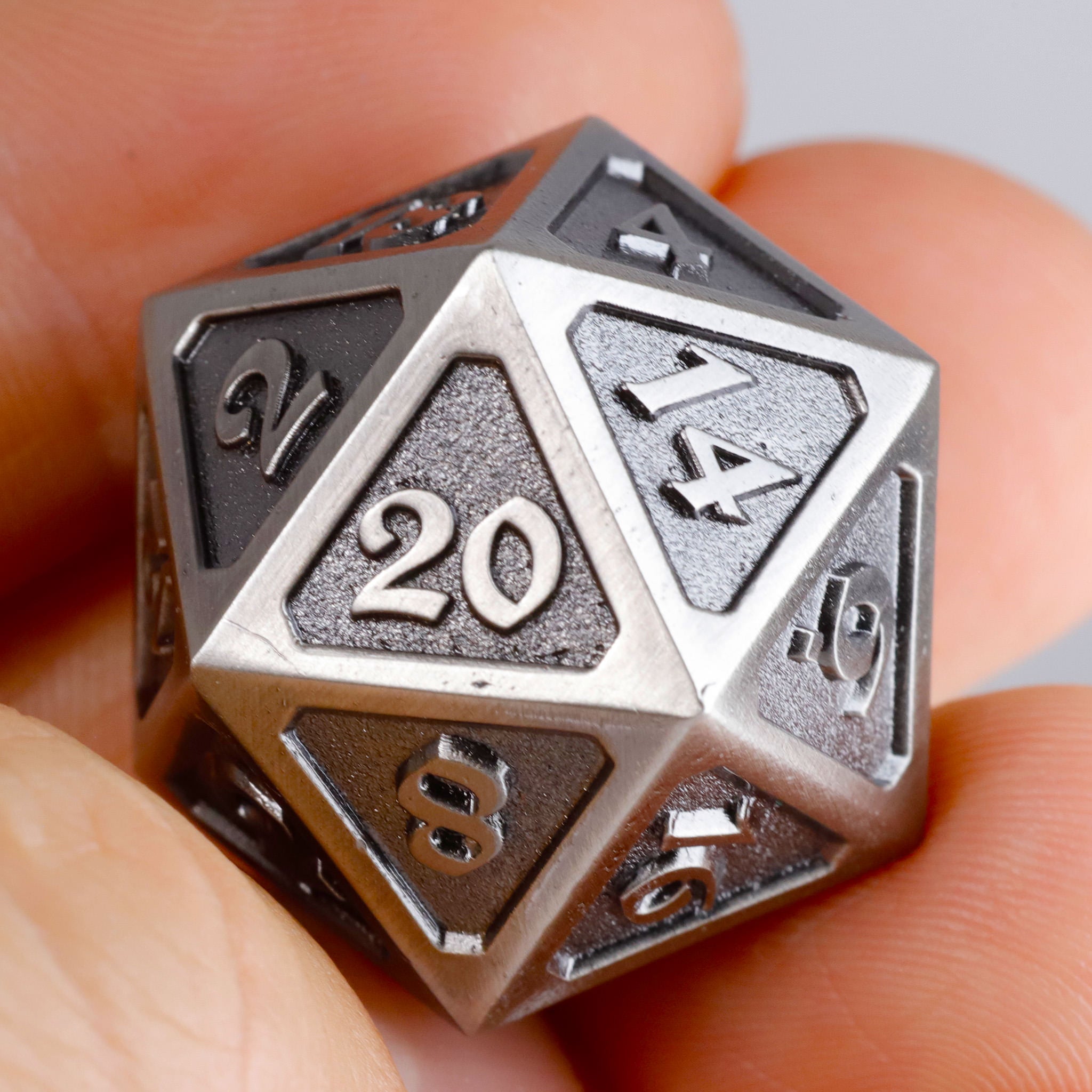 Dire d20 - Mythica Battleworn Silver – Die Hard Dice