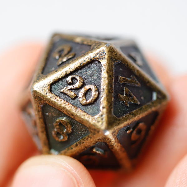 Dire d20 - Mythica Dark Gold