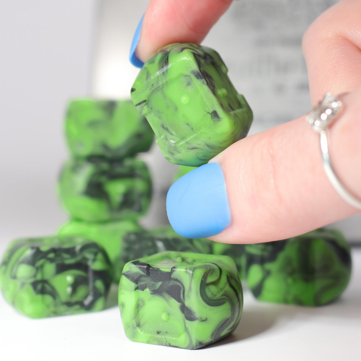 10d4 Set - DOTS Braille Acrylic - Cursed Acid