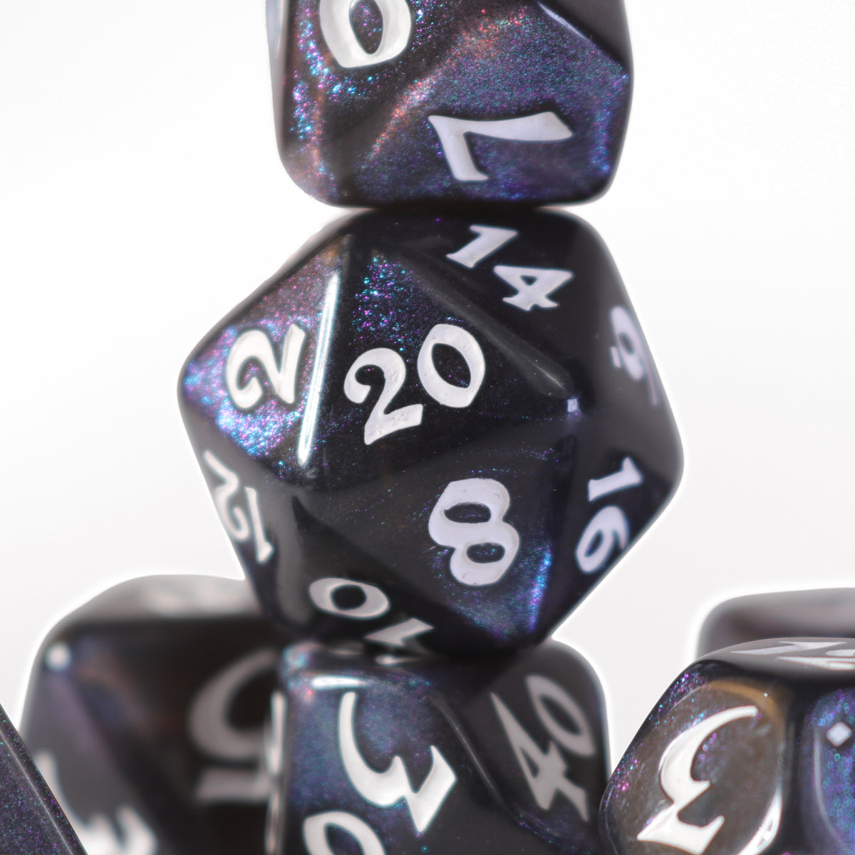 7-teiliges RPG-Set – Elessia Kybr – Leidenschaft mit Weiß
